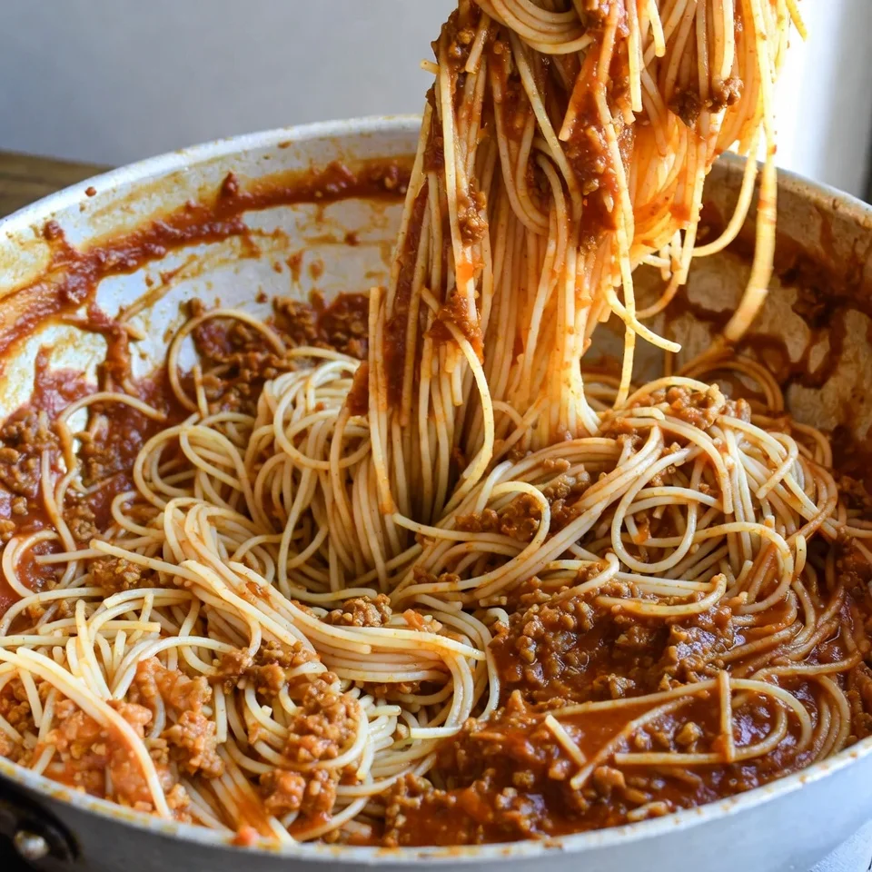 mix spaghetti and beef