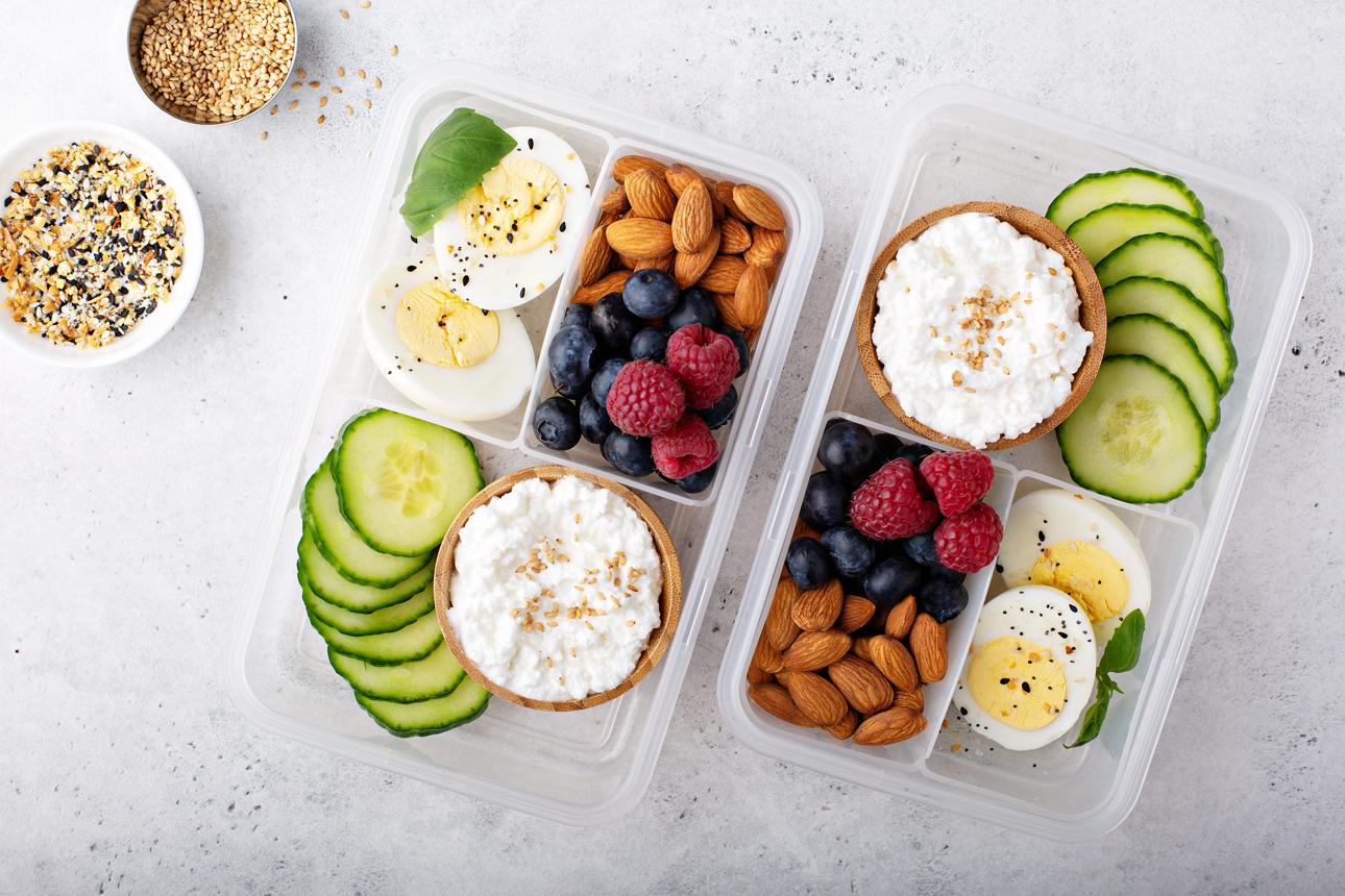 8 Powerful High Protein Snacks: Benefits & Hidden Risks